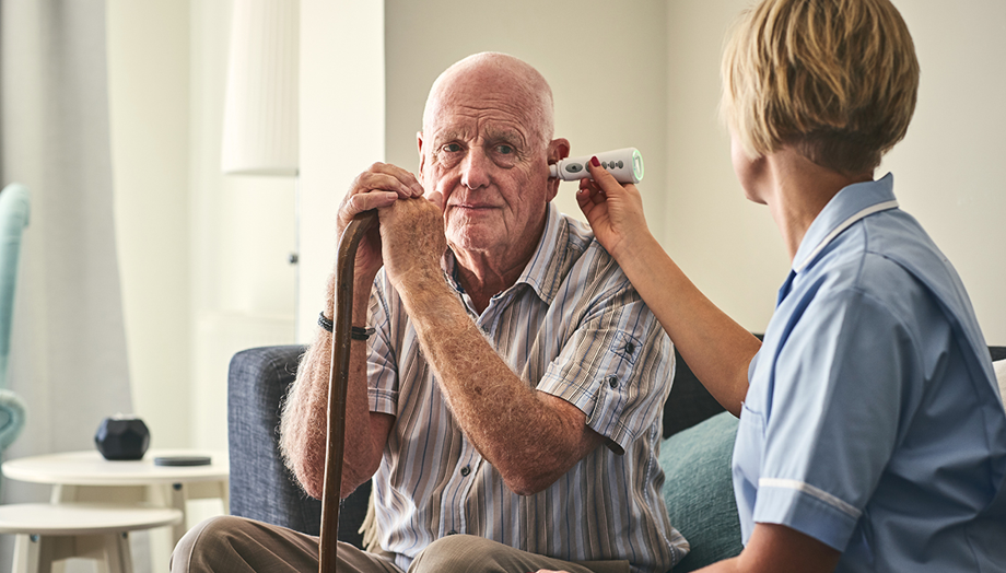Home Care Staffing Services Houston Helps Seniors Feel More Connected